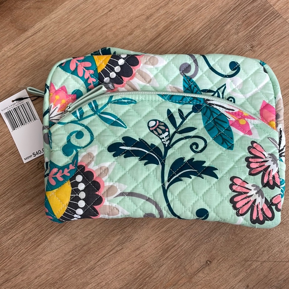 Brand new Vera Bradley iconic Large cosmetic bag